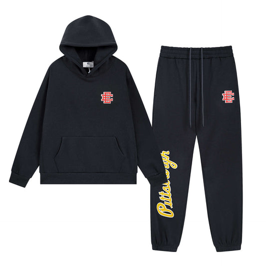 EE - Tracksuit Black